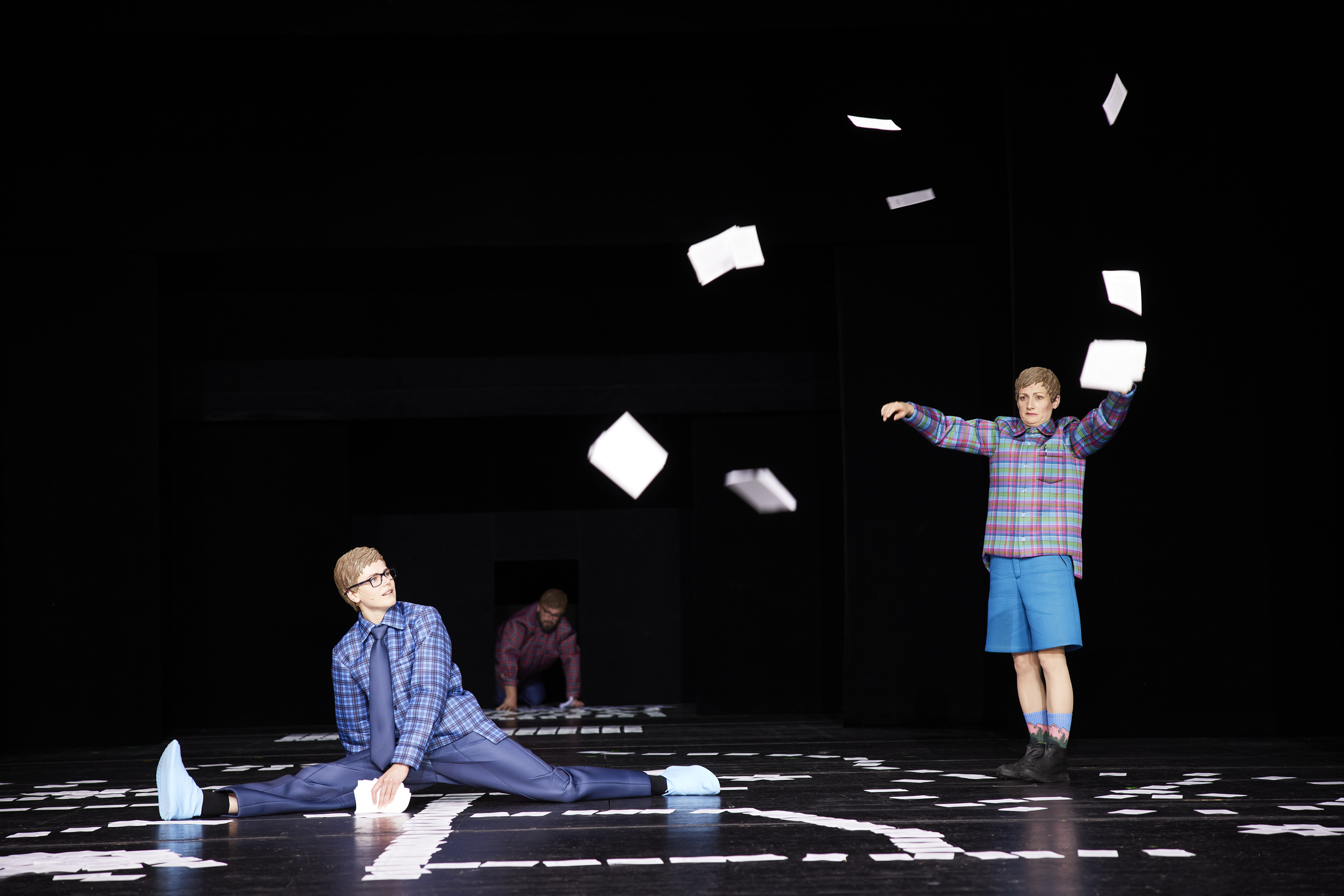 Yuichi Ishii on stage (official site photograph)